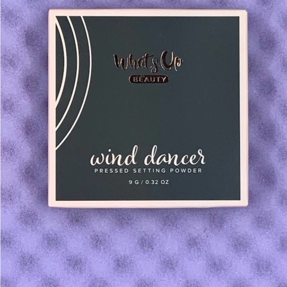 Wind Dancer Pressed Setting Powder - Black
